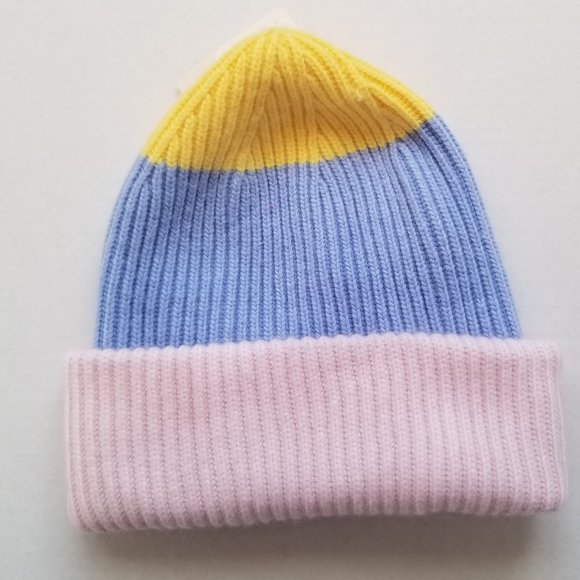 Norla Canada Handmade Toque (Wool & Alpaca blend) - Picture 3 of 7